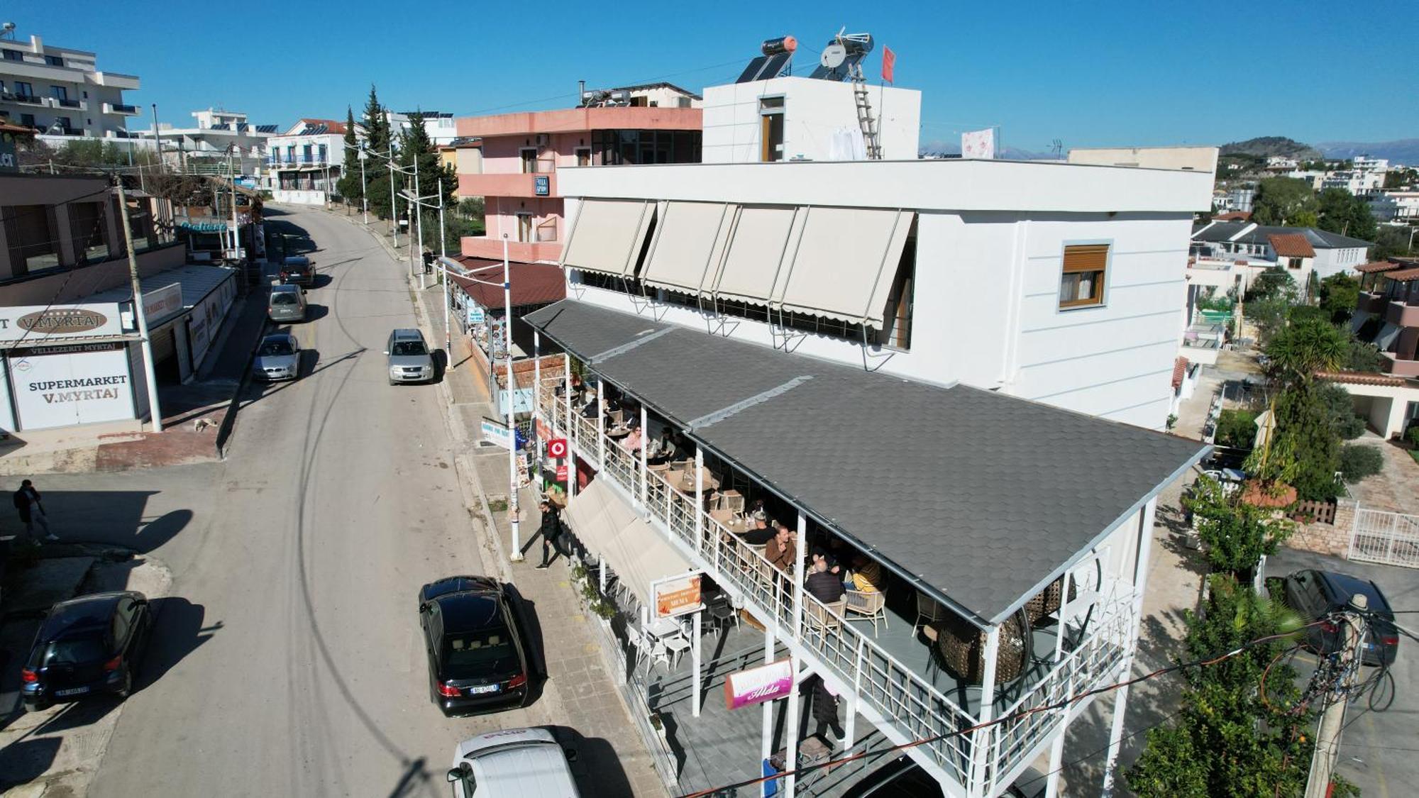 Hotel Chris Ksamil Luaran gambar