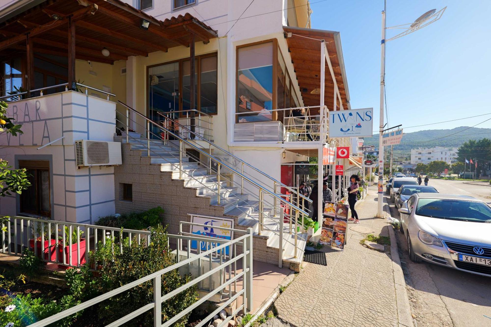Hotel Chris Ksamil Luaran gambar